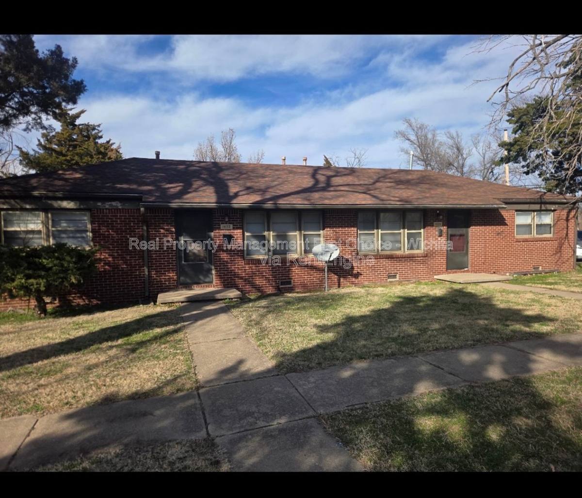 Apartment for rent at 1650 S Mission Rd, Wichita, KS 67207