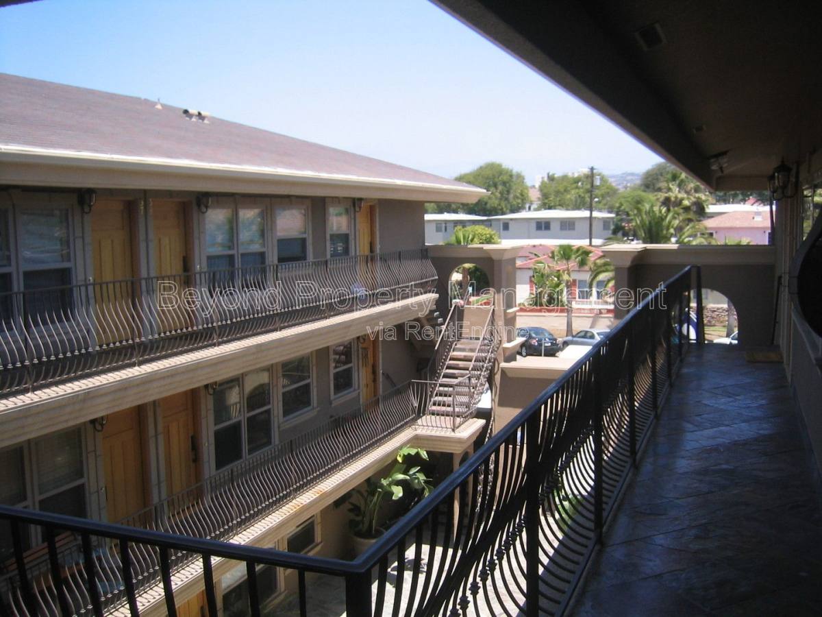 Apartment for rent at 1049 Felspar St #32, San Diego, CA 92109