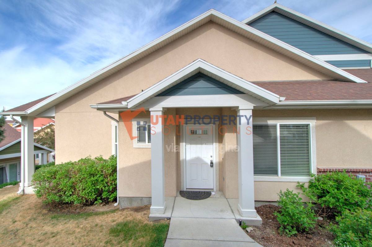House for rent at 1046 Quarry View Way, Sandy, UT 84094
