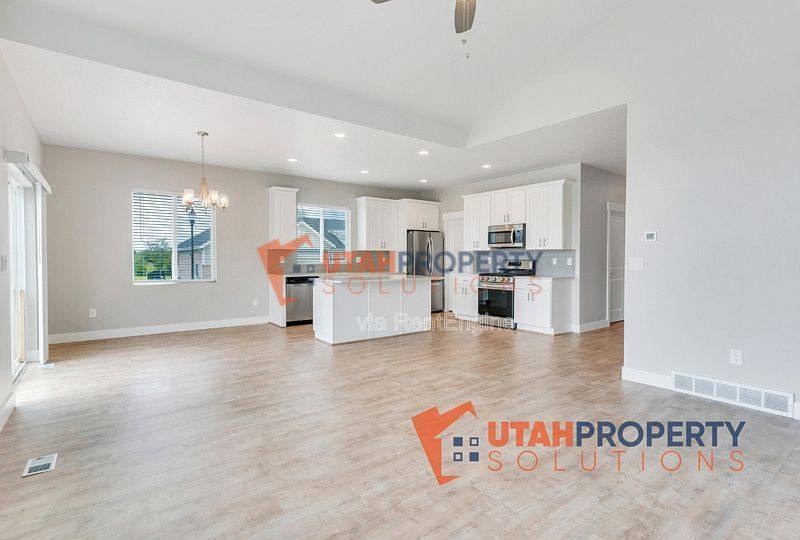 House for rent at 7632 S Waverly Hills Lane, West Jordan, UT 84084