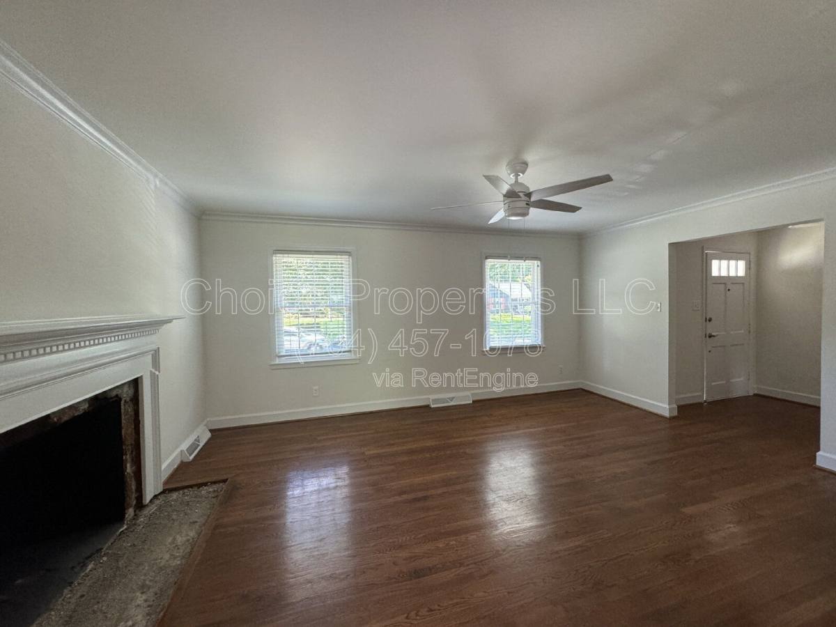 House for rent at 253 Scofield Rd, Charlotte, NC 28209