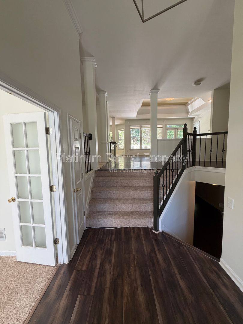 House for rent at 5975 Waterford Place, Suwanee, GA 30024