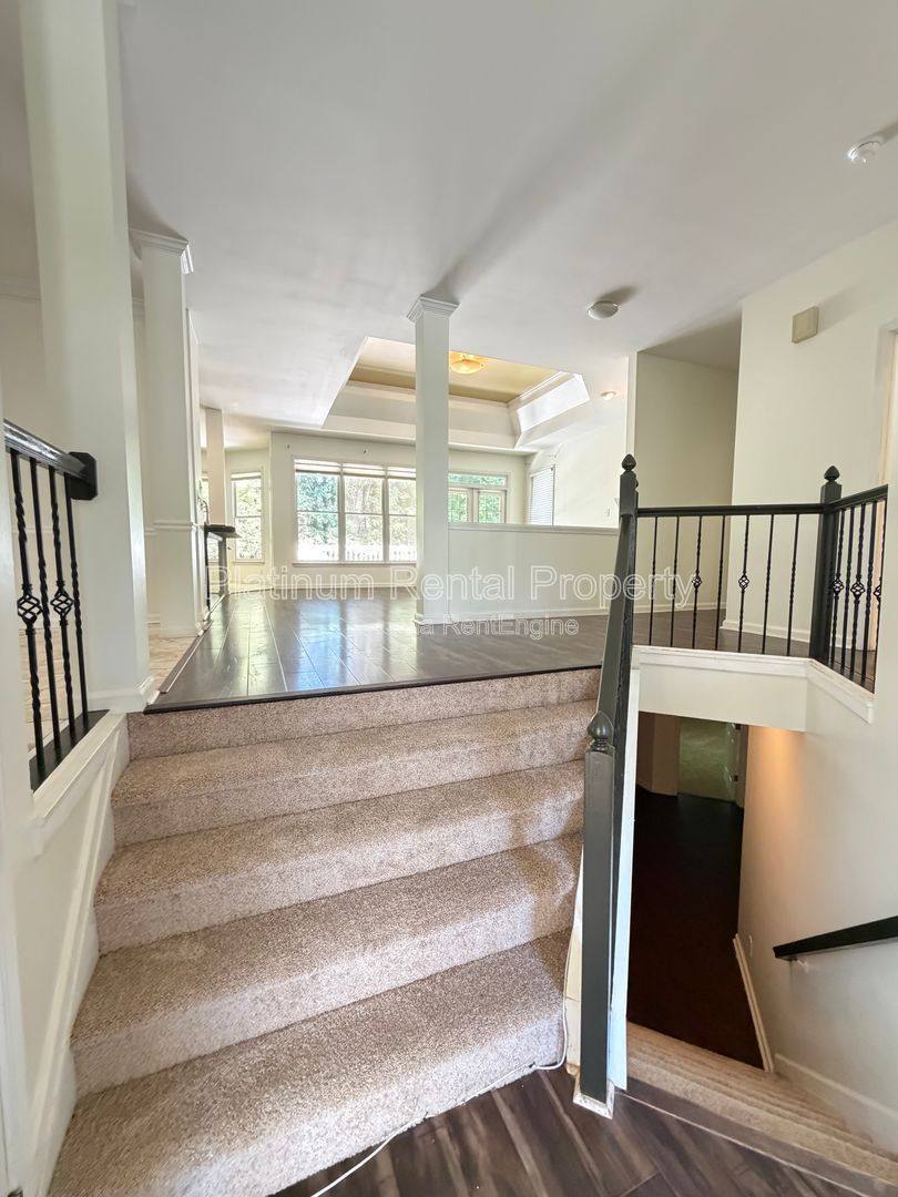 House for rent at 5975 Waterford Place, Suwanee, GA 30024