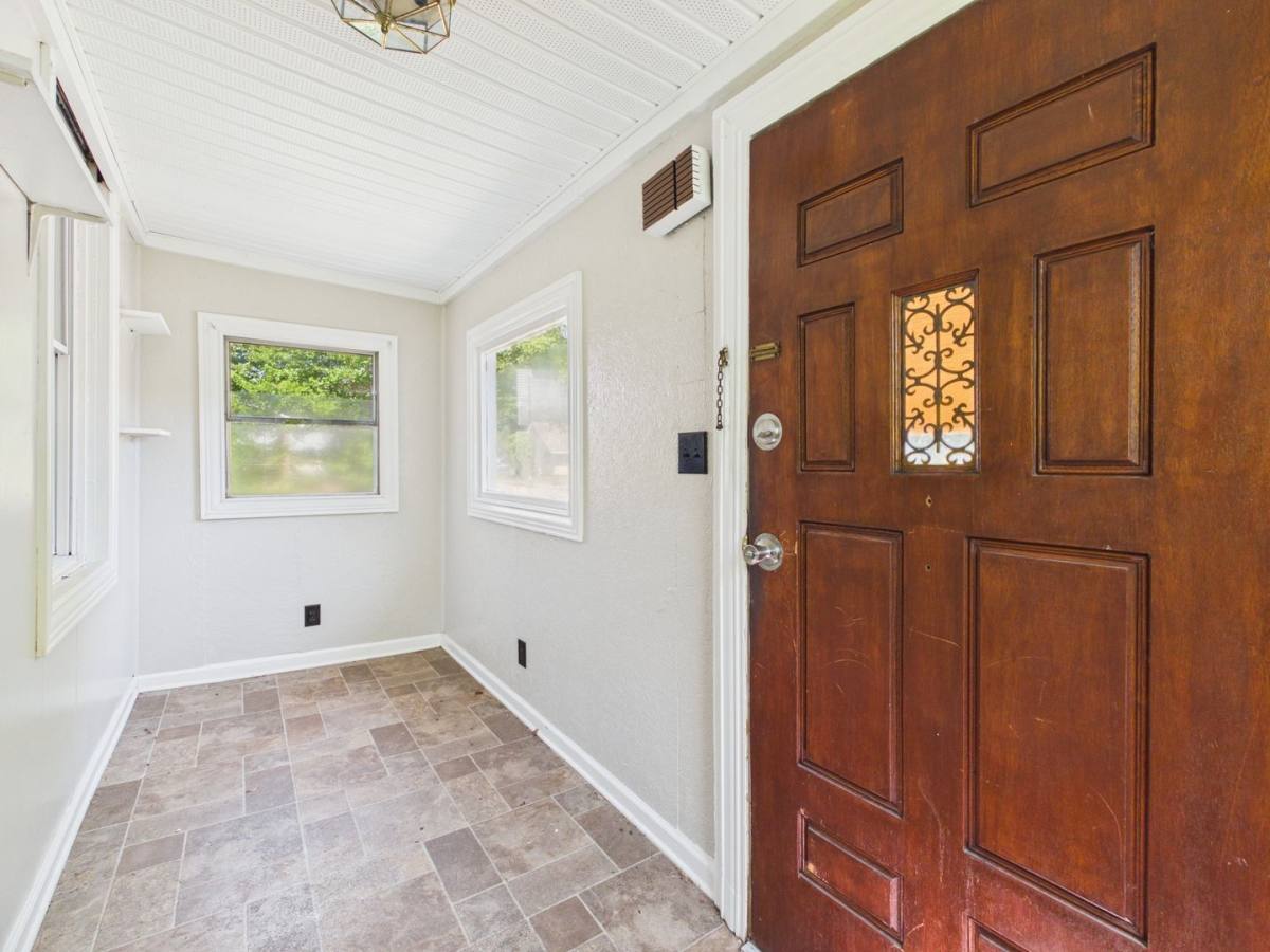House for rent at 1002 Haskell St, Hopewell, VA 23860