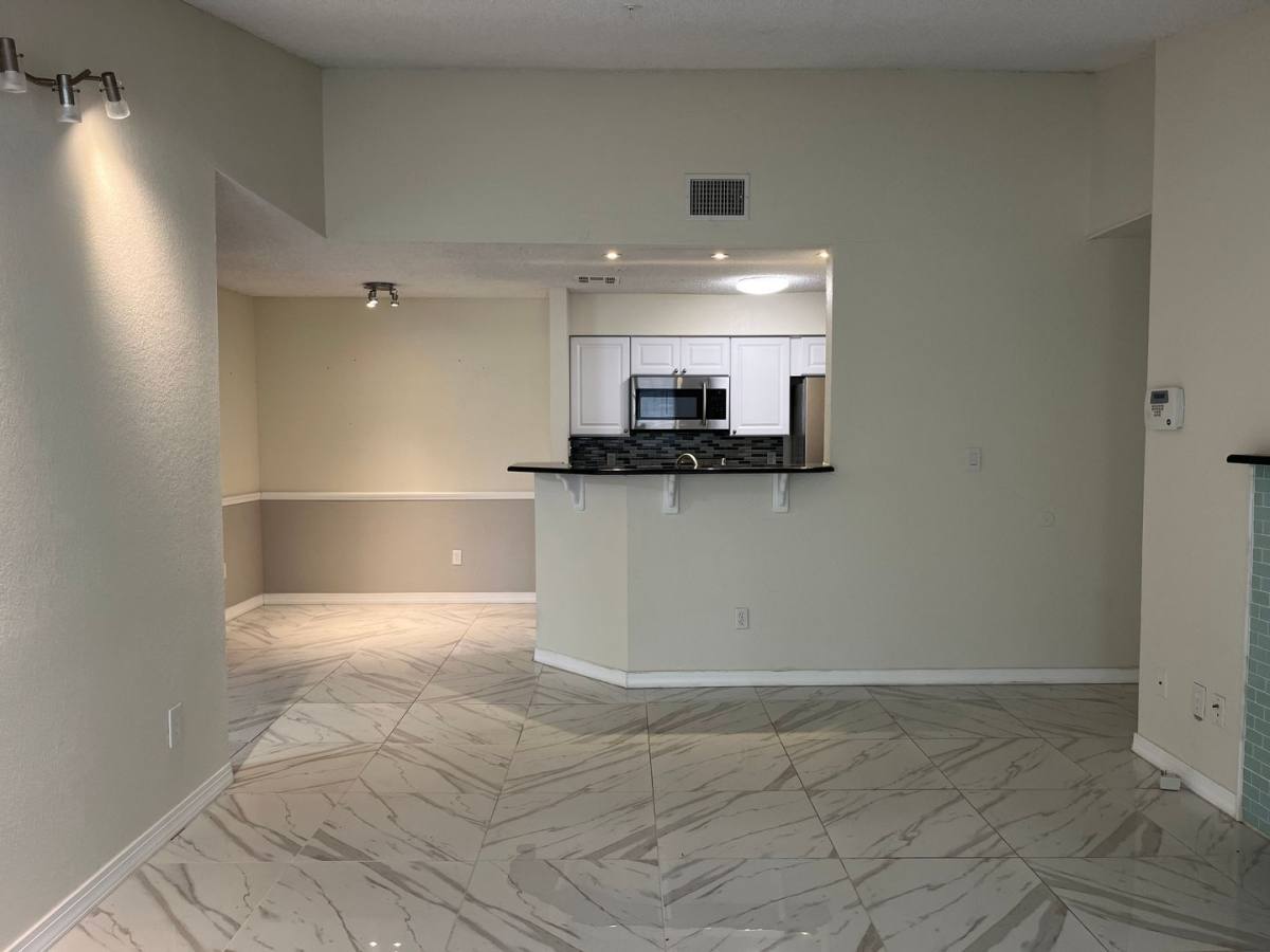 Apartment for rent at 232 Afton Square #201, Altamonte Springs, FL 32714