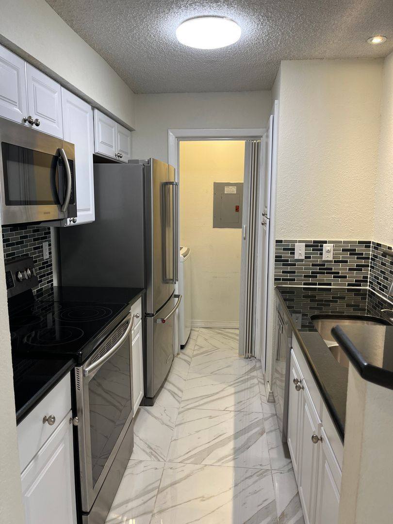 Apartment for rent at 232 Afton Square #201, Altamonte Springs, FL 32714