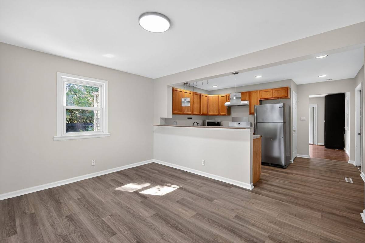 Apartment for rent at 9621 Narragansett Parkway, College Park, MD 20740