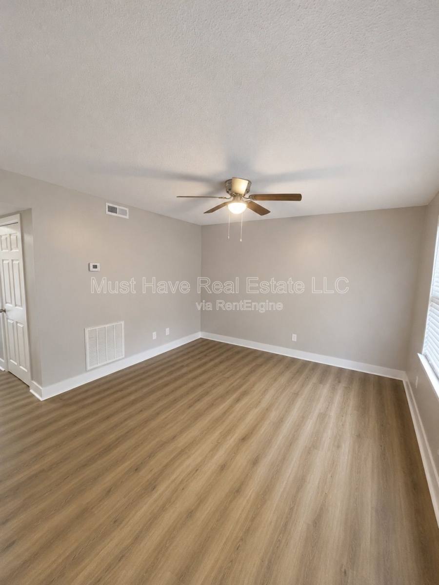 Apartment for rent at 1051 3rd St SE #1069, Hickory, NC 28602