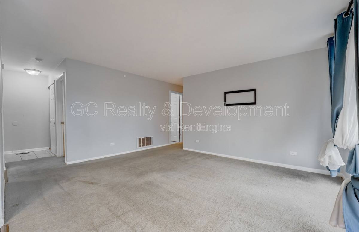 Condo for rent at 5850 Fresno Court #C, Hanover Park, IL 60133