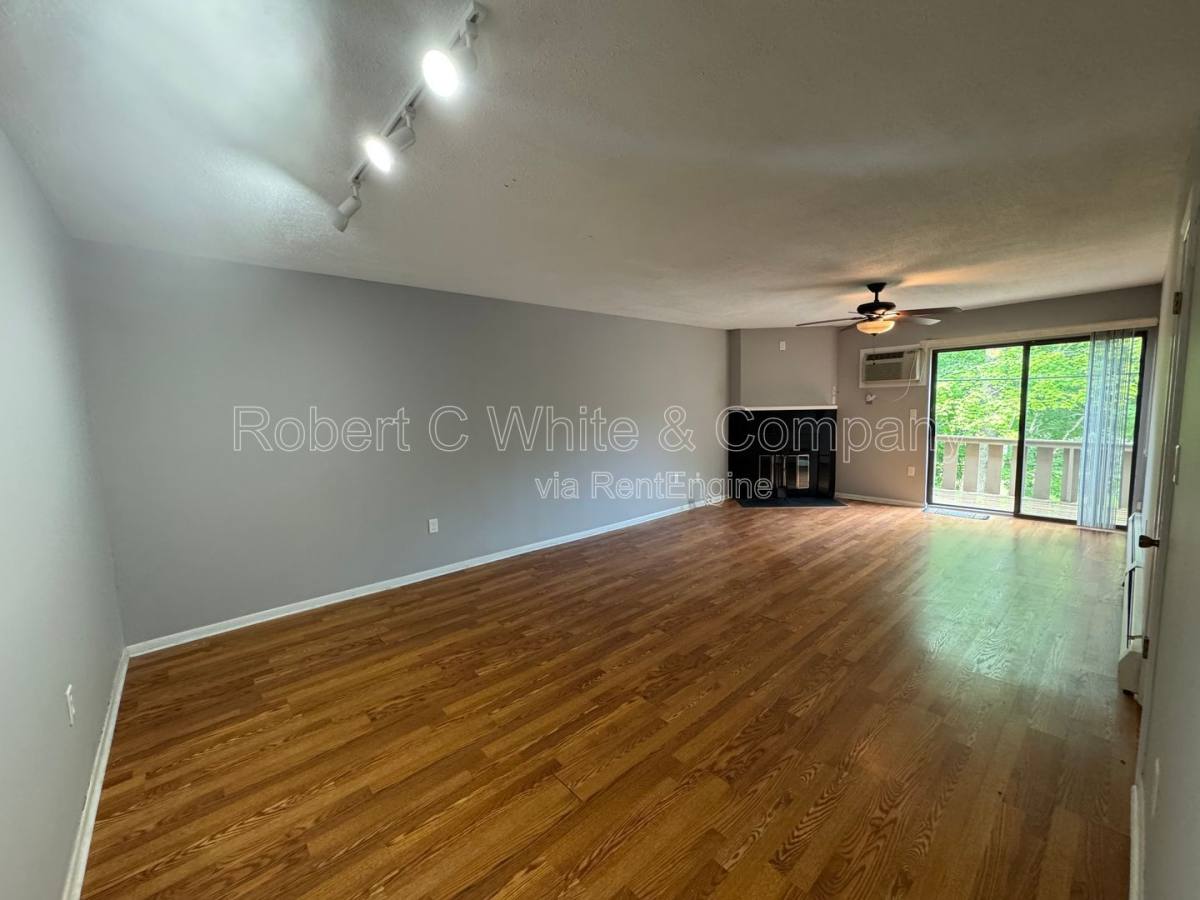 Condo for rent at 38 Granite Rd, Guilford, CT 06437