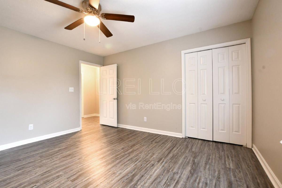 Townhouse for rent at 3216 Hikes Lane, Louisville, KY 40220