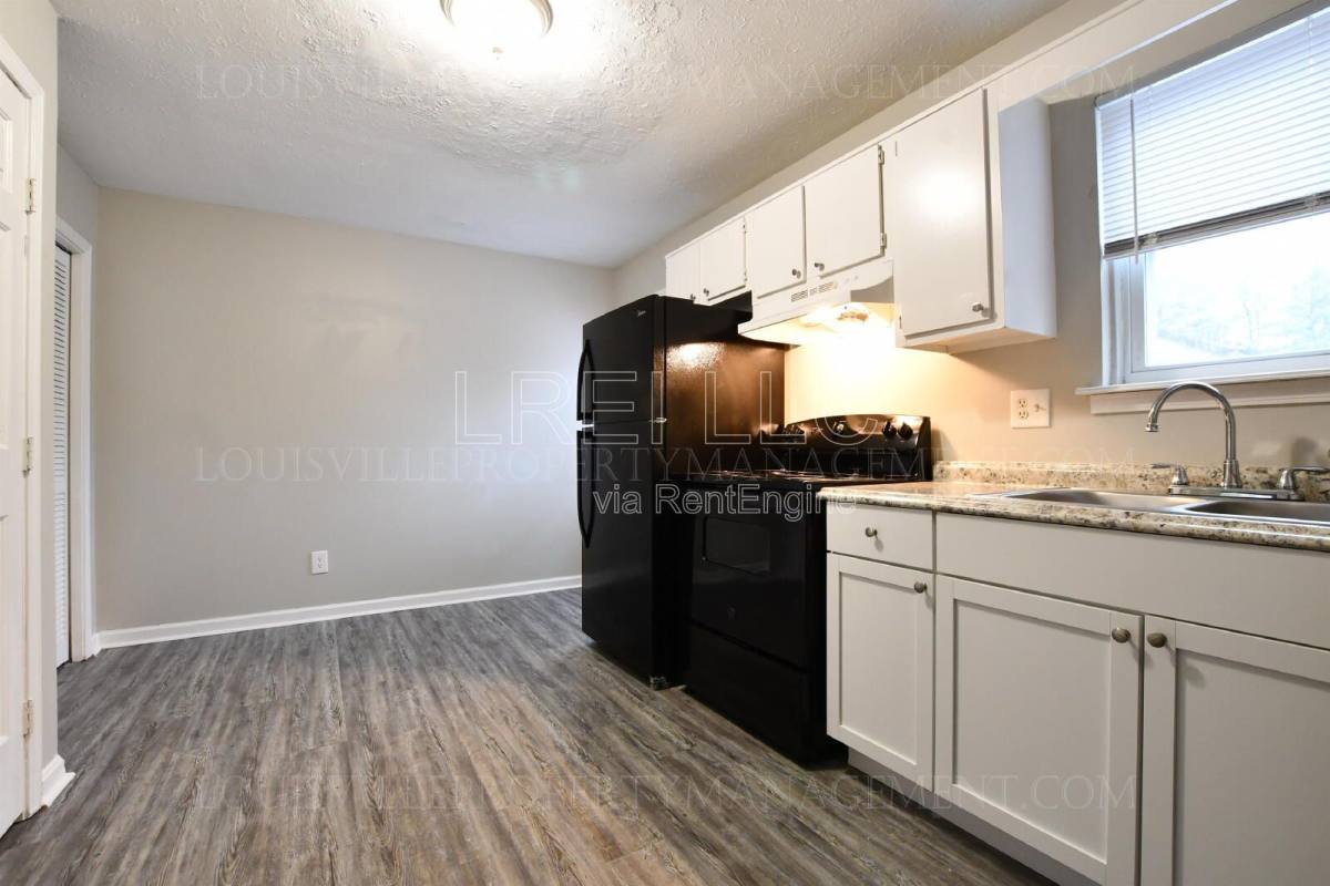 Townhouse for rent at 3216 Hikes Lane, Louisville, KY 40220