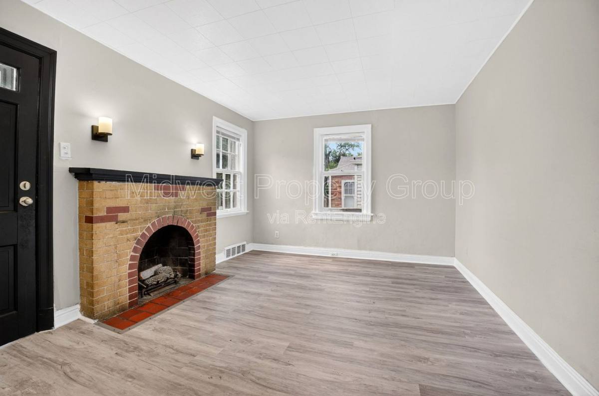 Apartment for rent at 222 Henquin Dr, Saint Louis, MO 63135