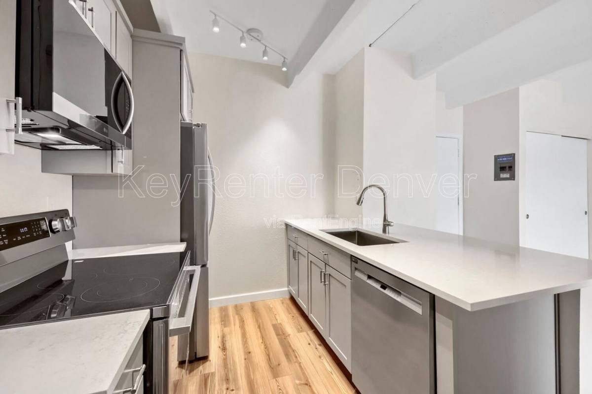 Apartment for rent at 551 N Pearl St #303, Denver, CO 80203
