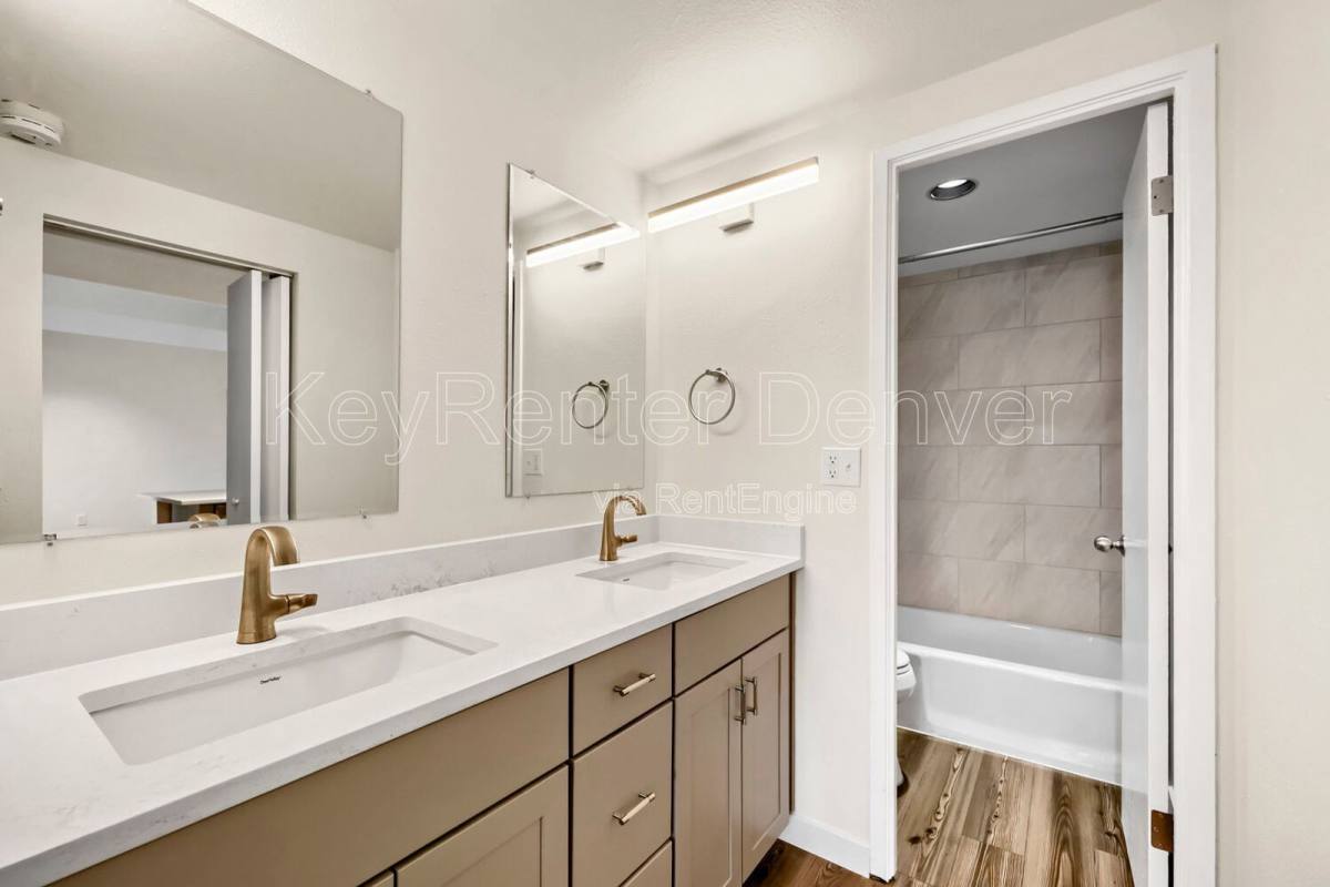 Apartment for rent at 551 N Pearl St #303, Denver, CO 80203