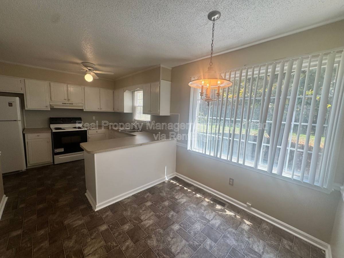 House for rent at 2393 Spicewood Dr, Winston Salem, NC 27106
