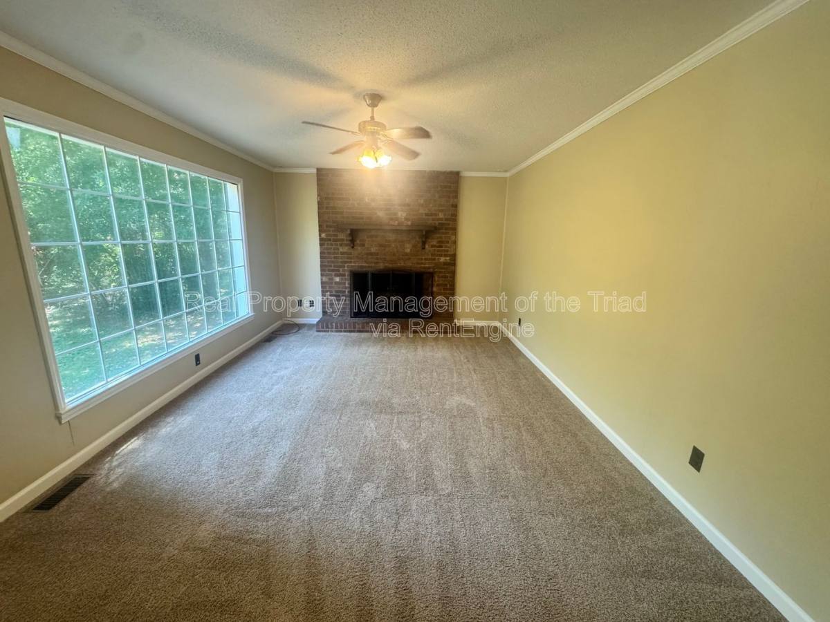 House for rent at 2393 Spicewood Dr, Winston Salem, NC 27106