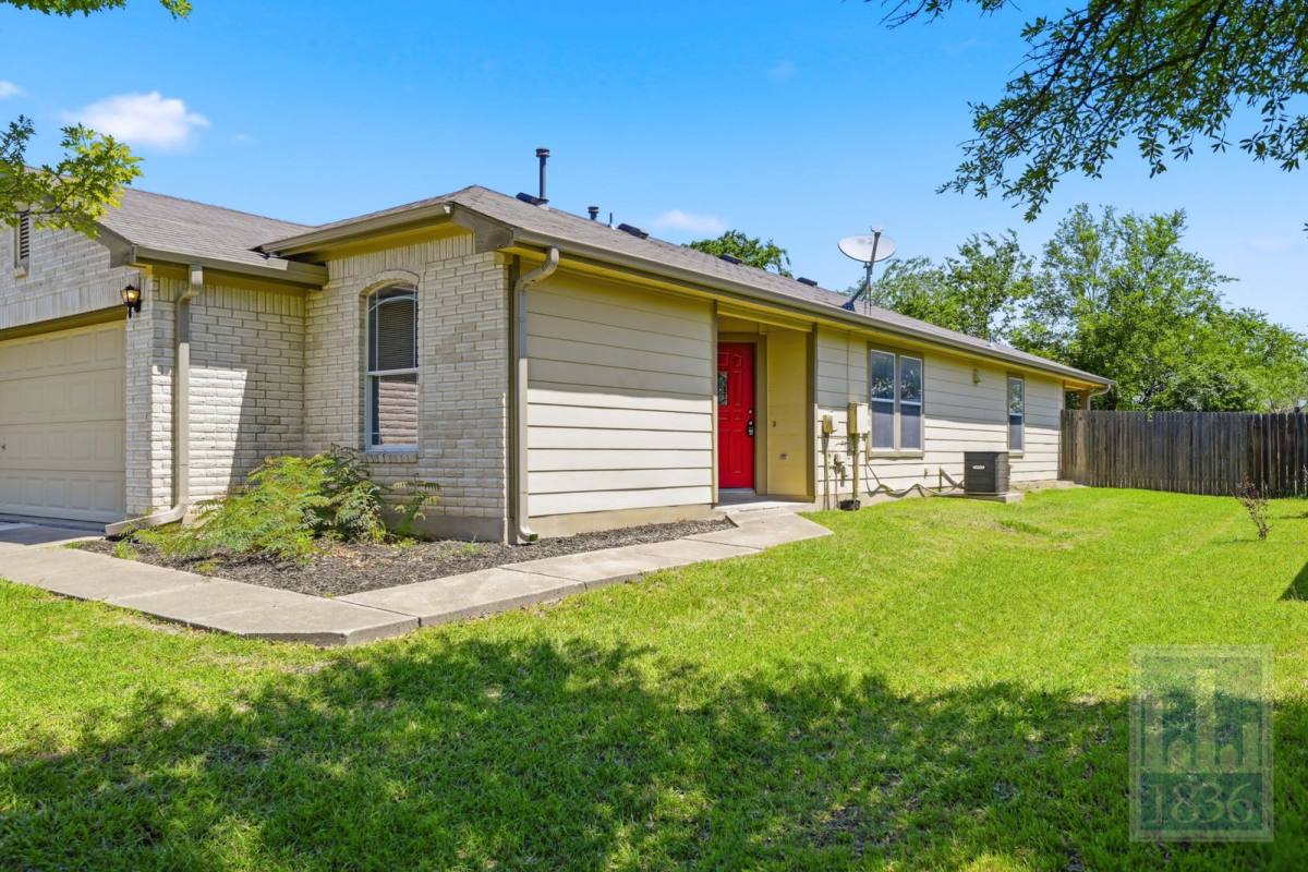 House for rent at 228 Pearl Lake Dr, Kyle, TX 78640
