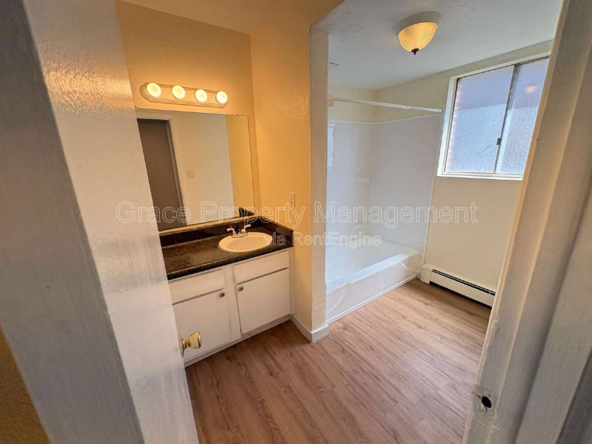 Condo for rent at 3041 W Hamilton Place #3, Englewood, CO 80110