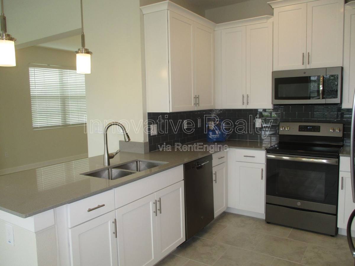 Townhouse for rent at 11504 Whistling Pine Way, Orlando, FL 32832