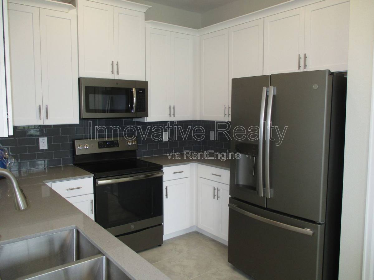 Townhouse for rent at 11504 Whistling Pine Way, Orlando, FL 32832