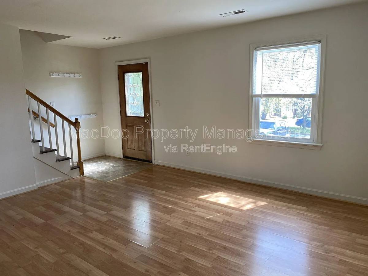 Townhouse for rent at 118 Farrell Lane, Fredericksburg, VA 22401