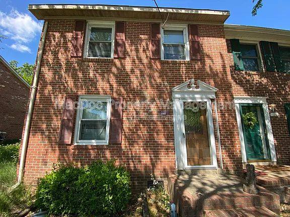 Townhouse for rent at 118 Farrell Lane, Fredericksburg, VA 22401