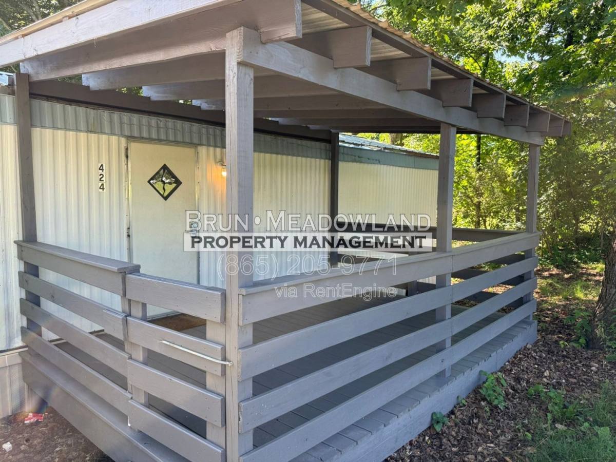 Apartment for rent at 424 Patterson Rd, Walland, TN 37886