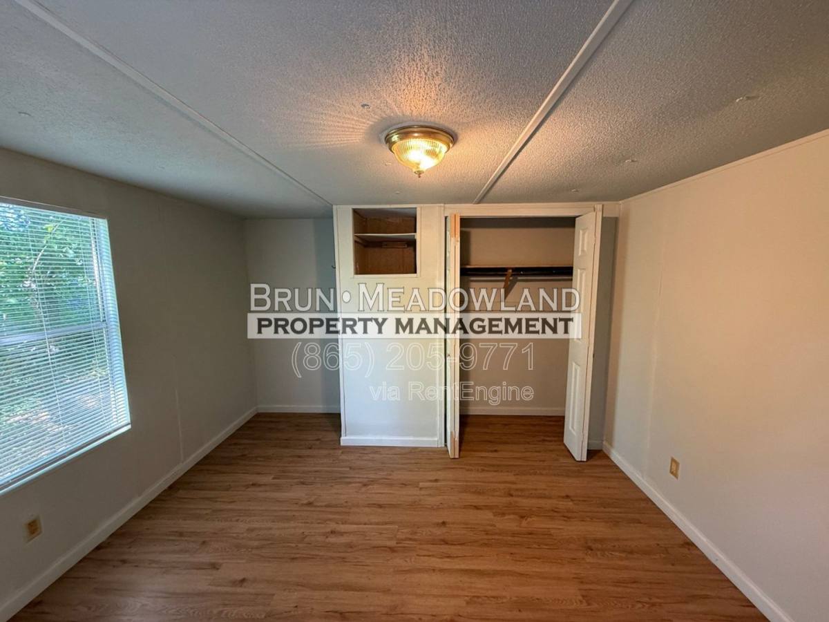 Apartment for rent at 424 Patterson Rd, Walland, TN 37886