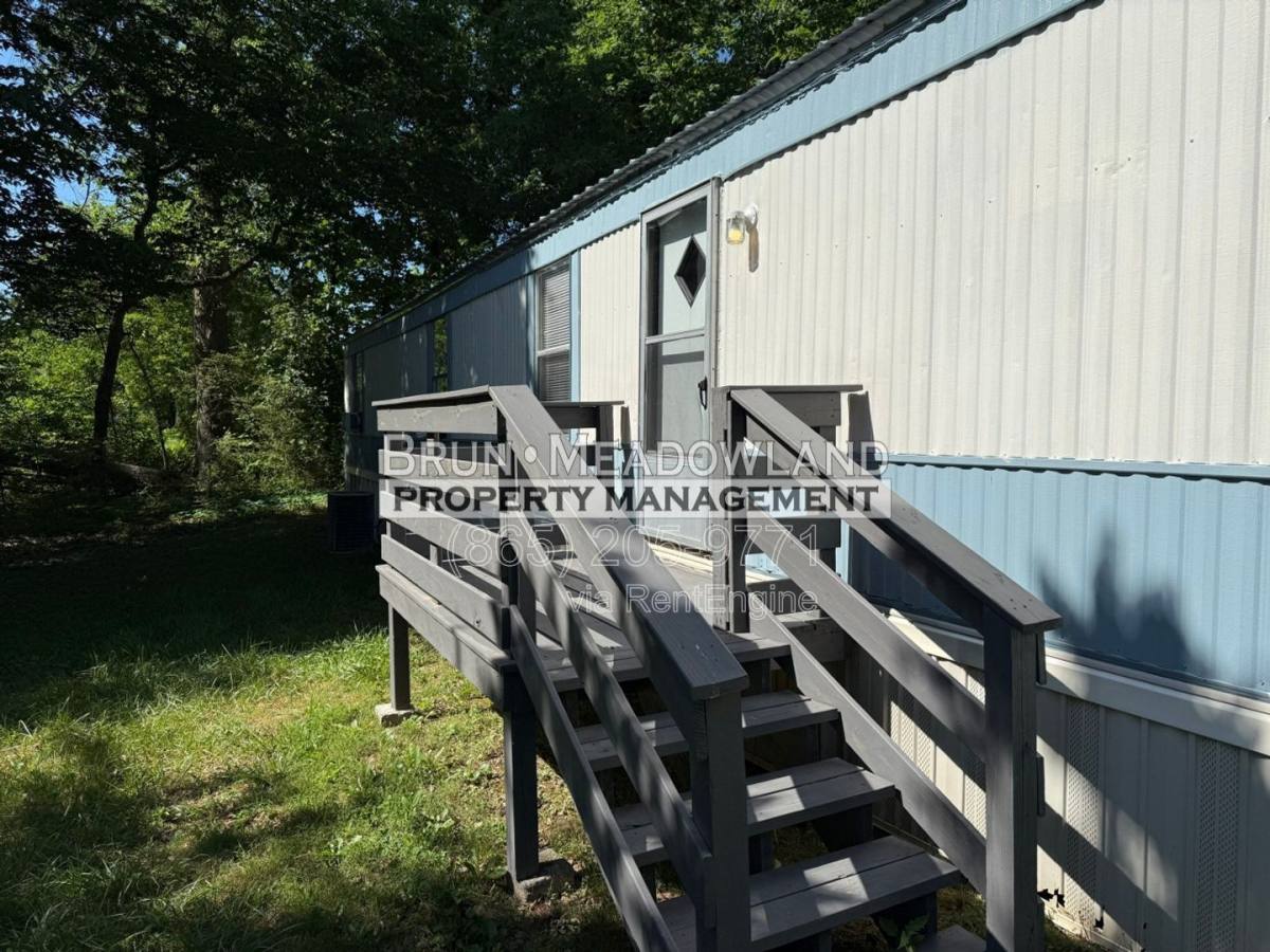 Apartment for rent at 424 Patterson Rd, Walland, TN 37886