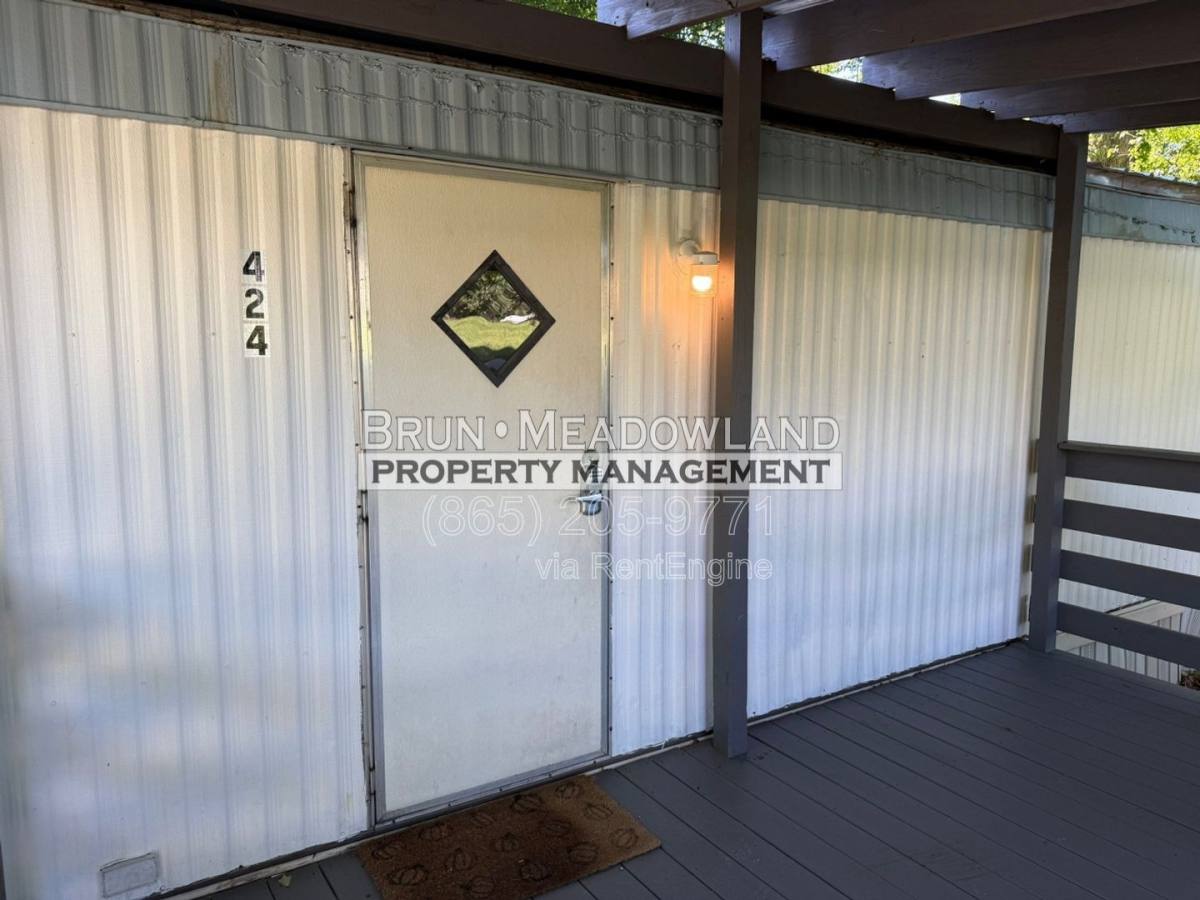 Apartment for rent at 424 Patterson Rd, Walland, TN 37886