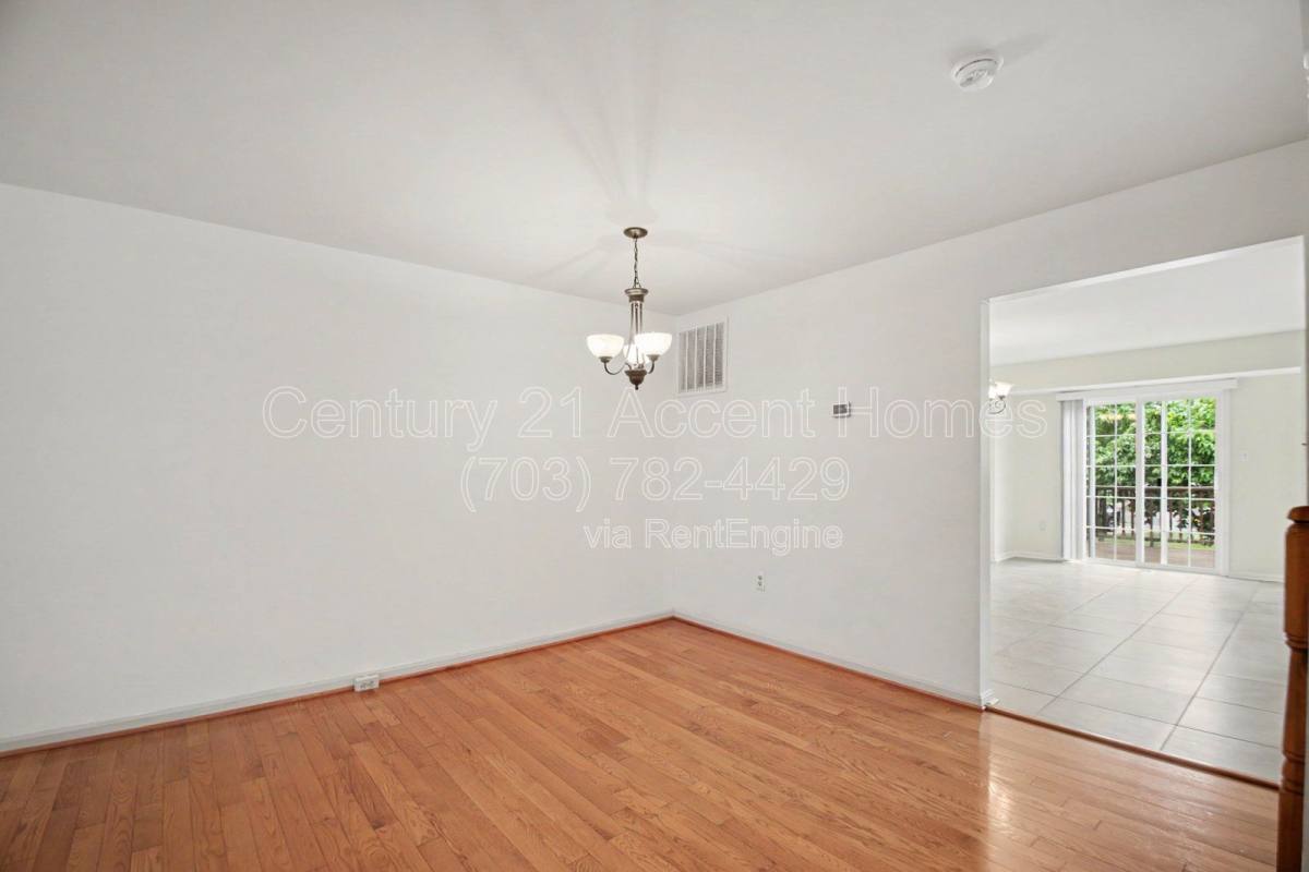Townhouse for rent at 13601 Filly Court, Gainesville, VA 20155