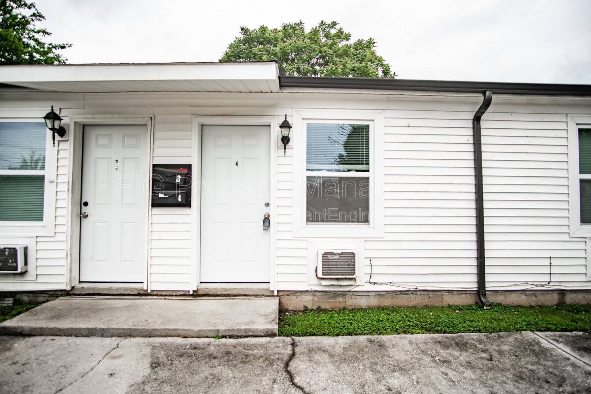Apartment for rent at 2311 Holbrook Dr #4, Knoxville, TN 37918