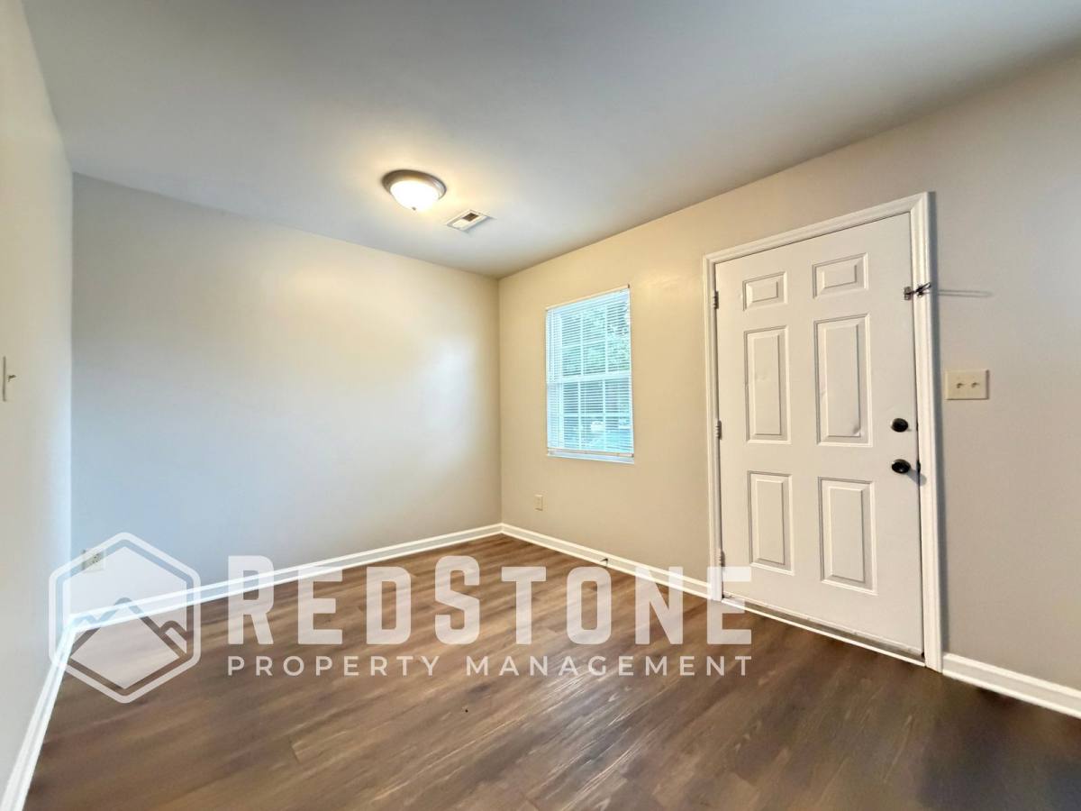 Apartment for rent at 221 Quintas Ave #B, Burlington, NC 27215