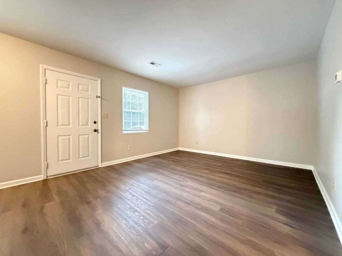Apartment for rent at 221 Quintas Ave #B, Burlington, NC 27215