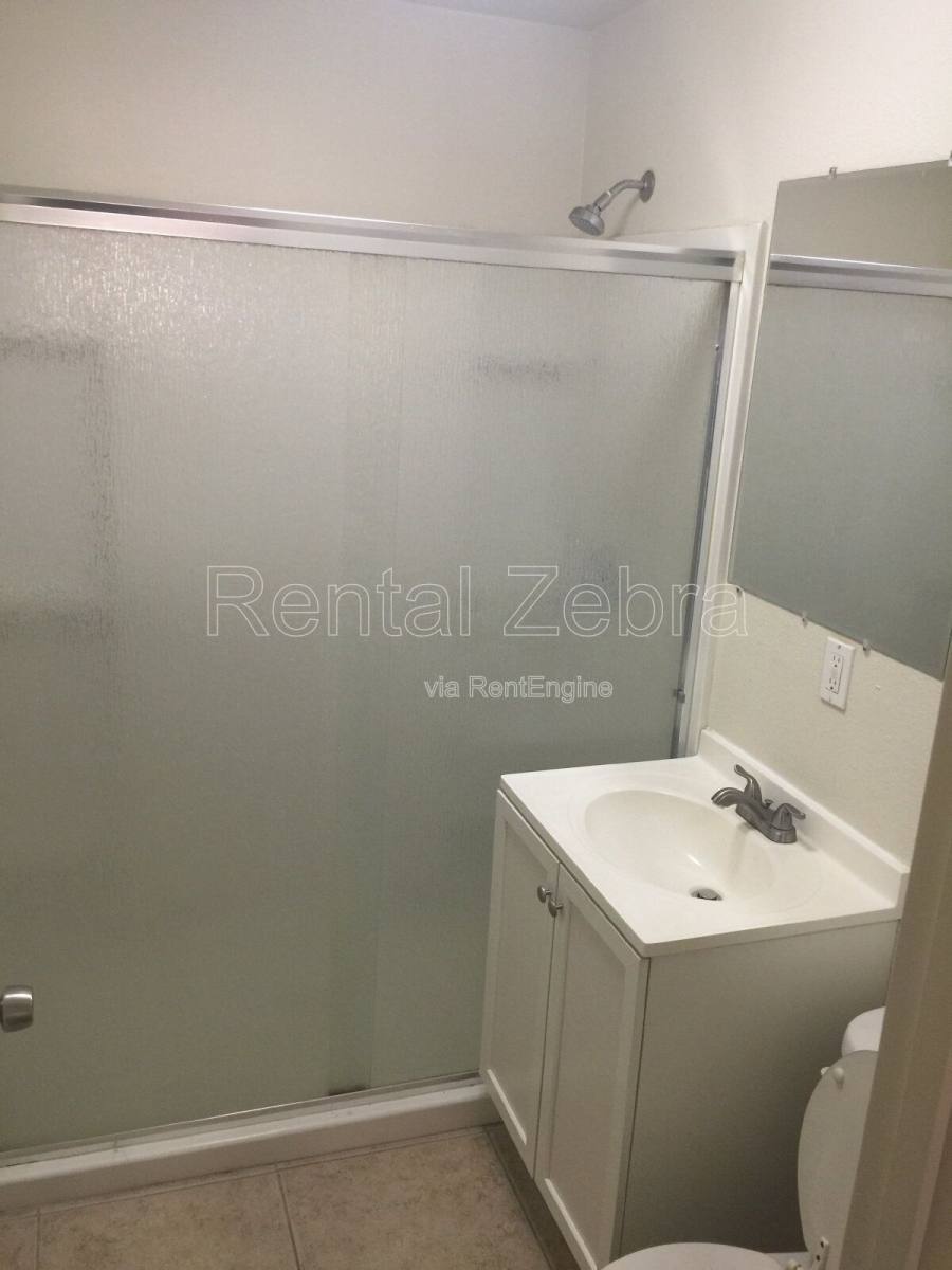 Apartment for rent at 108 E 12th St #2, Merced, CA 95341
