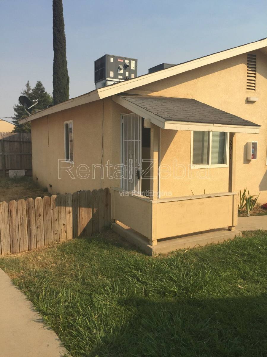 Apartment for rent at 108 E 12th St #2, Merced, CA 95341