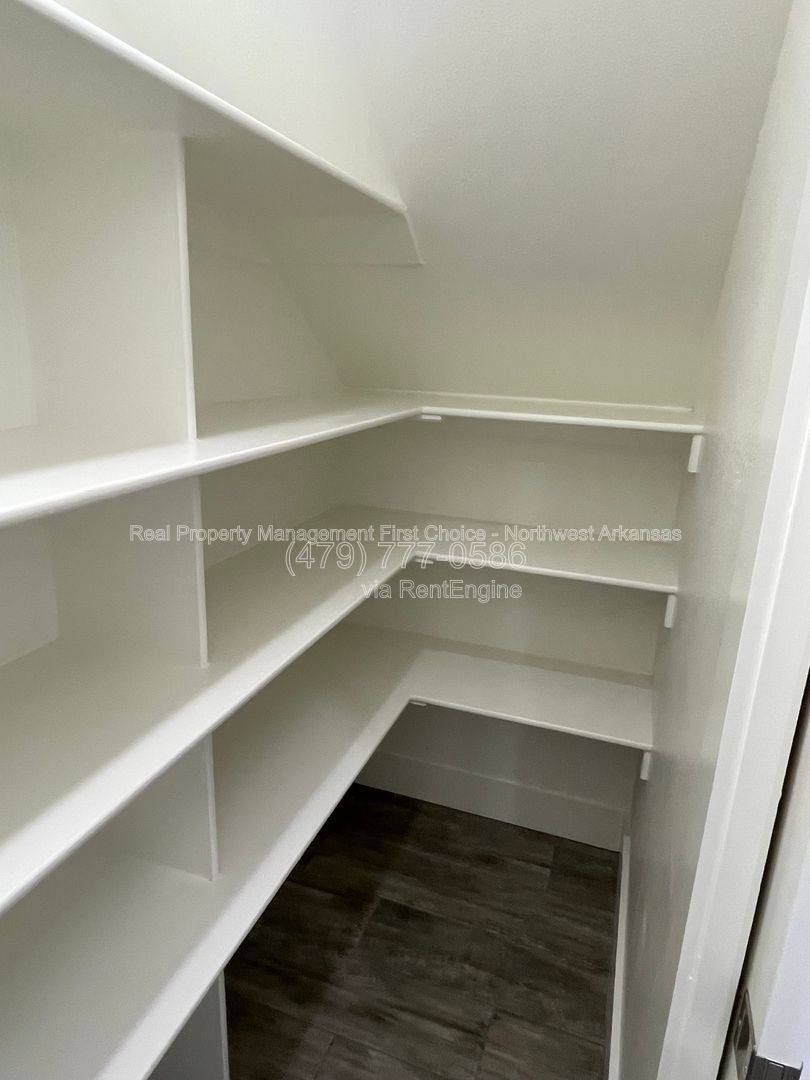Townhouse for rent at 720 Sun Meadow Dr, Centerton, AR 72719