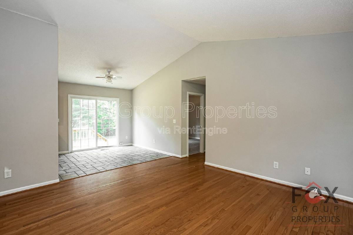 House for rent at 184 Brook Creek Dr, Troutman, NC 28166