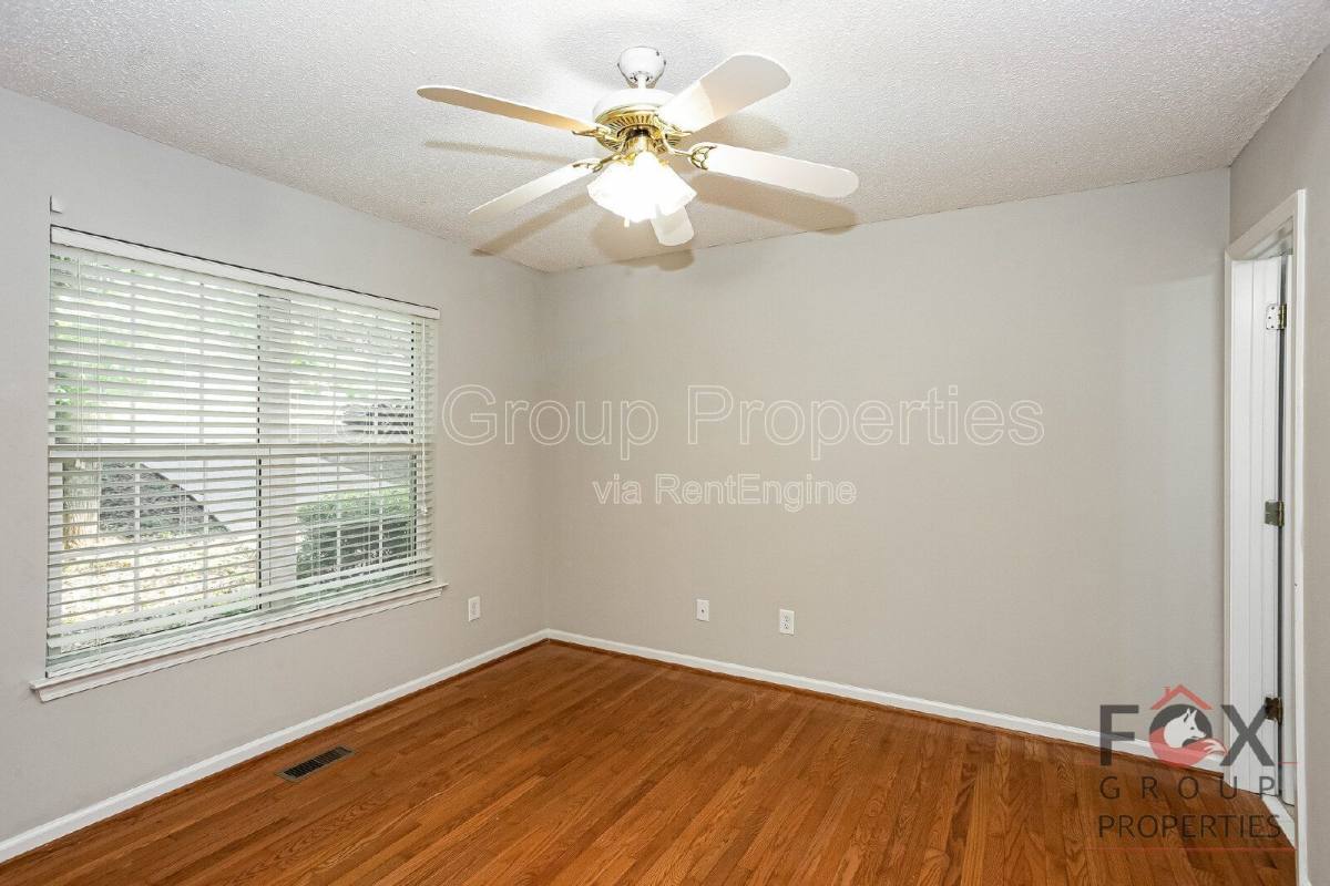 House for rent at 184 Brook Creek Dr, Troutman, NC 28166