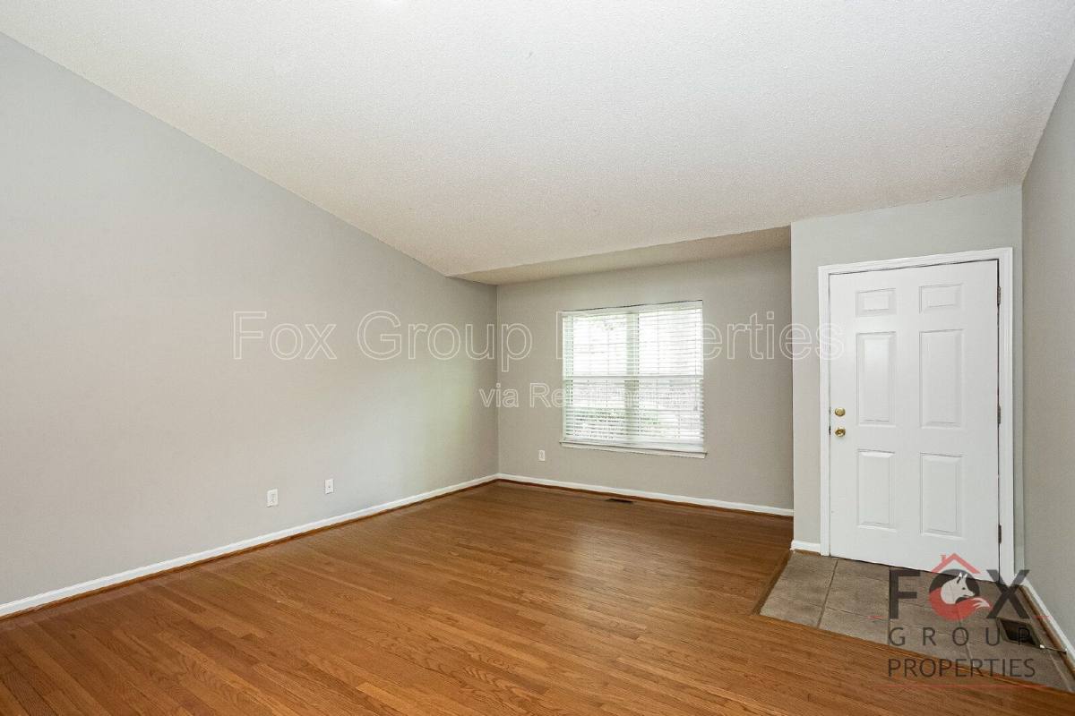 House for rent at 184 Brook Creek Dr, Troutman, NC 28166