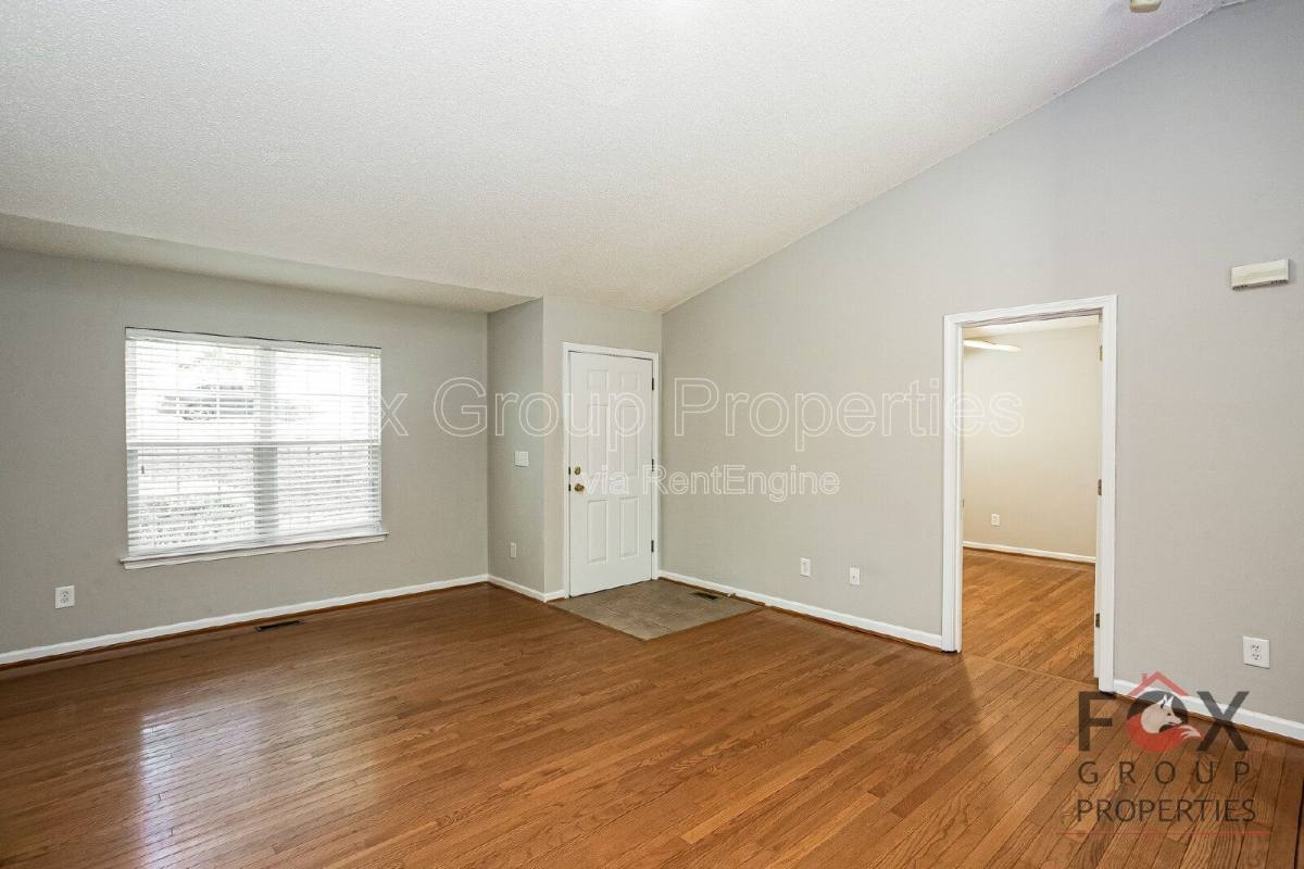 House for rent at 184 Brook Creek Dr, Troutman, NC 28166
