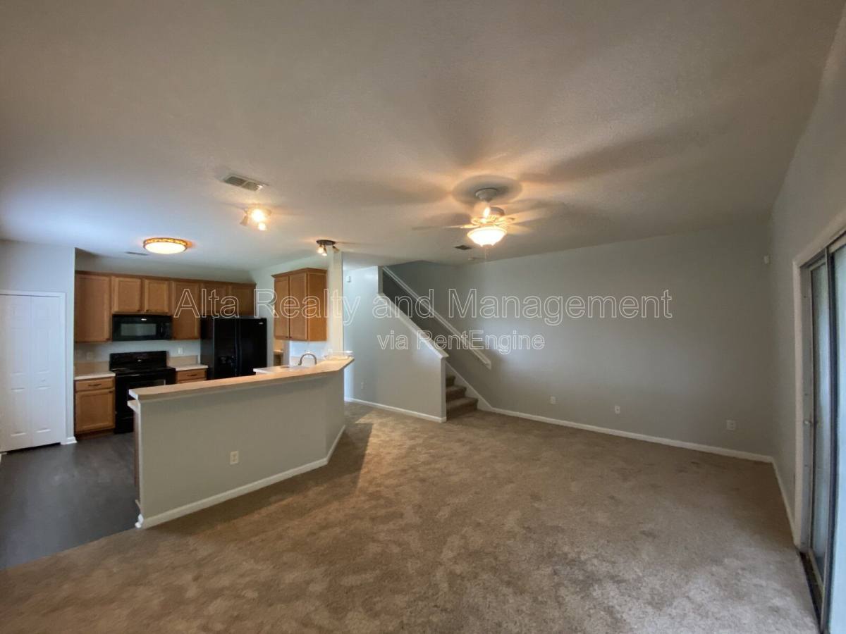 Townhouse for rent at 8692 Tower Falls Dr, Jacksonville, FL 32244