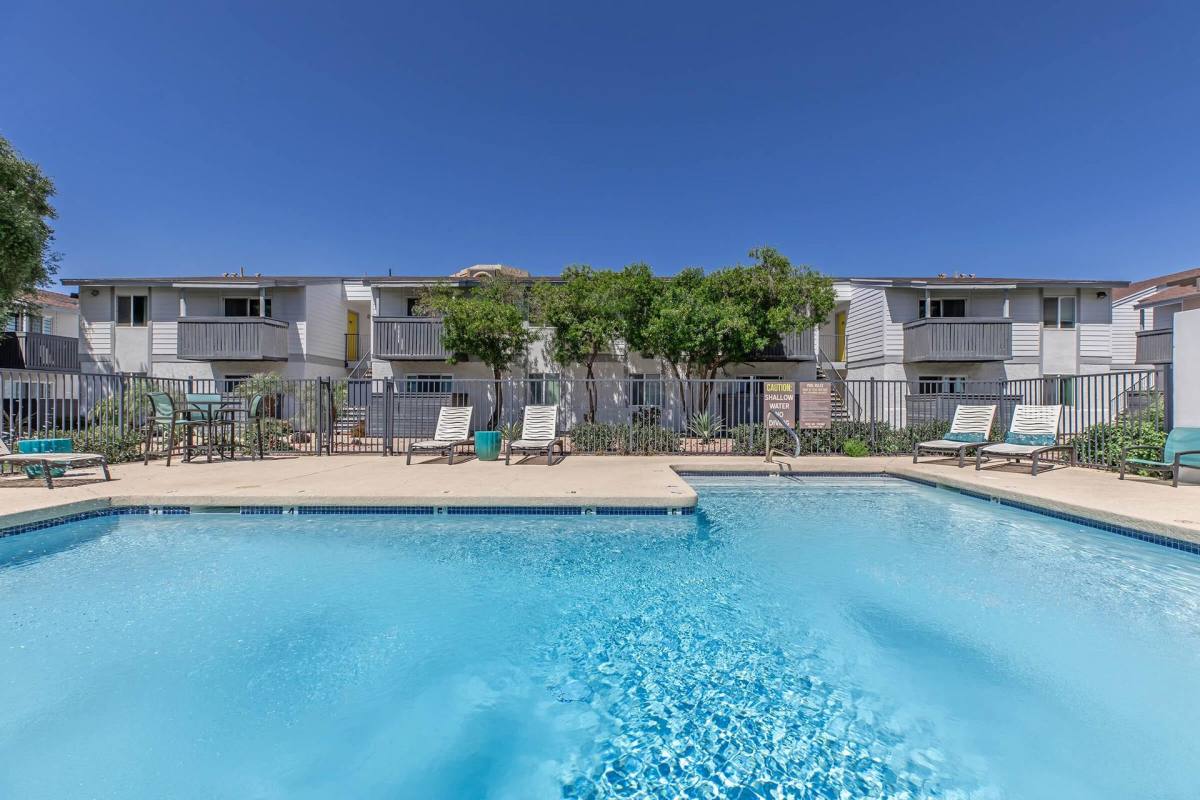 Apartment for rent at 2606 N 44th St, Phoenix, AZ 85008