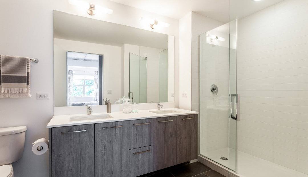 Apartment for rent at 1590 Elmwood Ave, Evanston, IL 60201