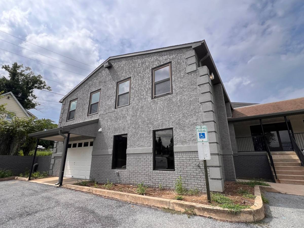 Apartment for rent at 5477 Mauser Rd, Laurys Station, PA 18059