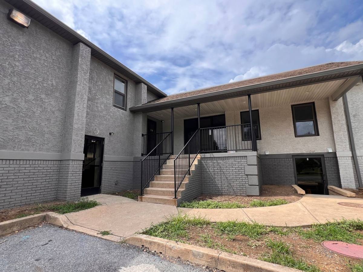 Apartment for rent at 5477 Mauser Rd, Laurys Station, PA 18059
