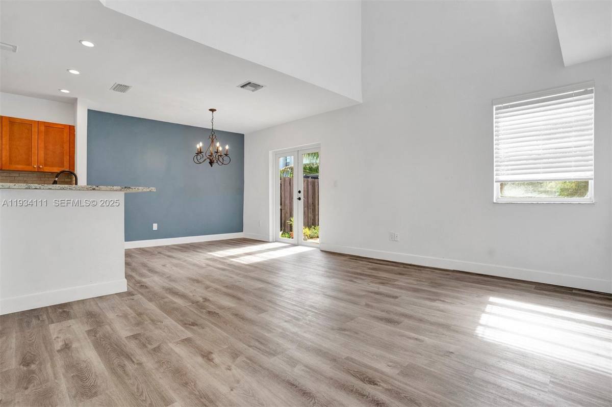 Townhouse for rent at 20985 SW 84th Ave, Miami, FL 33189