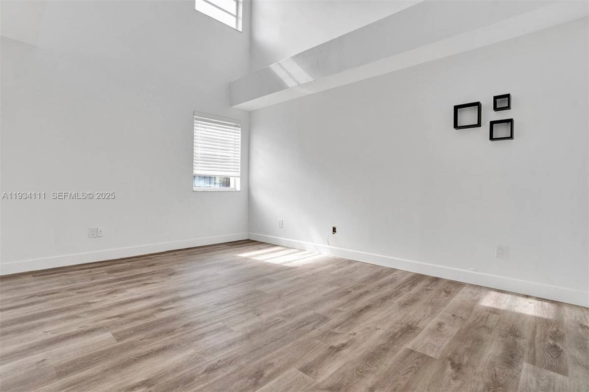Townhouse for rent at 20985 SW 84th Ave, Miami, FL 33189