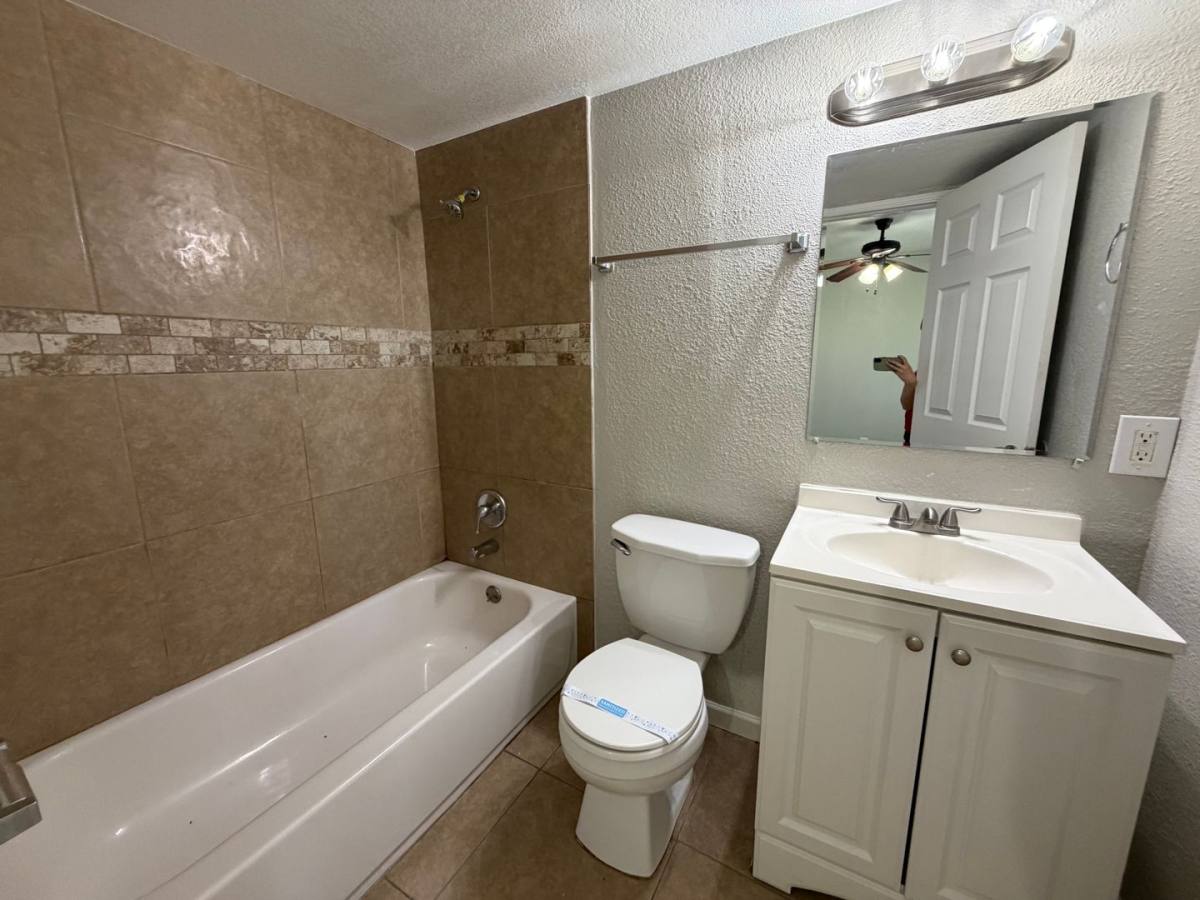 Apartment for rent at 329-349 N 11th St, Phoenix, AZ 85006